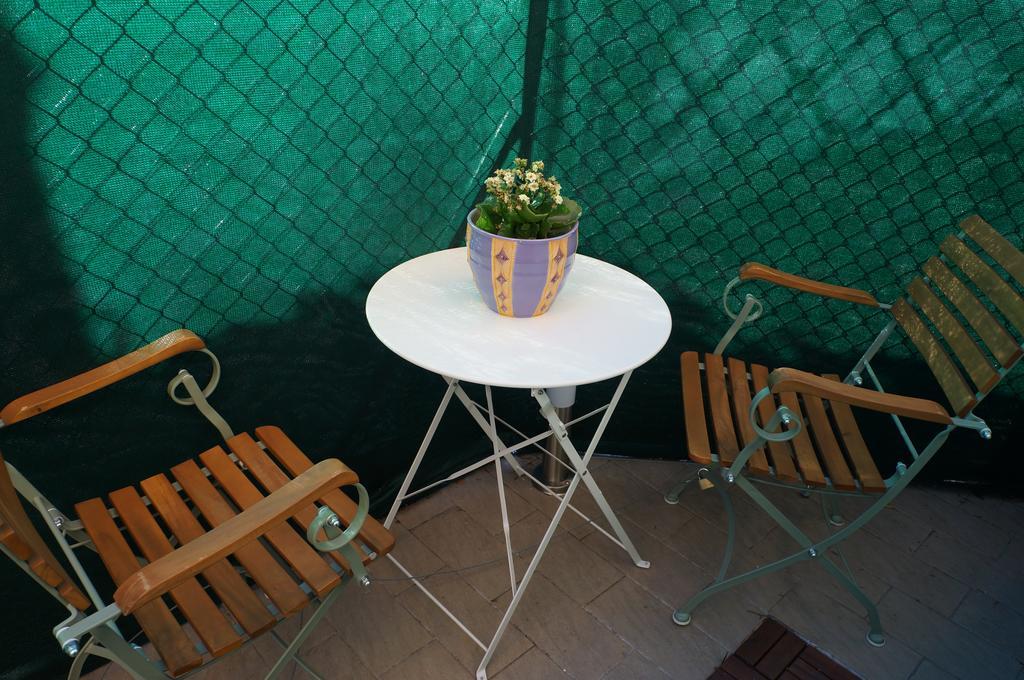 San Donato 40 Apartman Bologna Szoba fotó